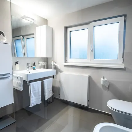River House Hrib פרדבור