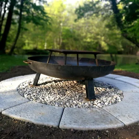 בית נופש River House Hrib