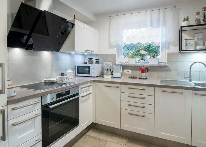 Tatil Evi River House Hrib